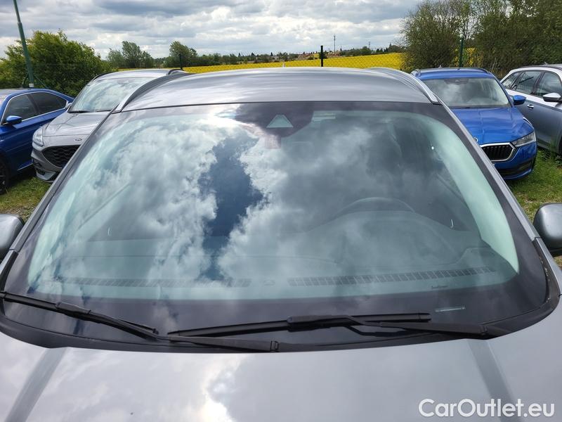  Ford  Kuga  (2019)  1.5EB 110 Titanium #1