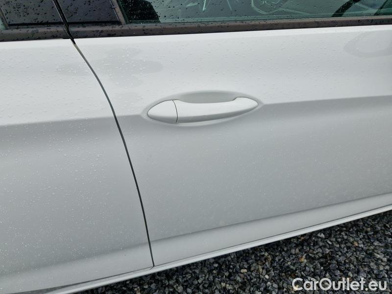  Opel  Astra  K Sports Tourer (2015) ST 1.5CDTi 77 Edition 5d #39