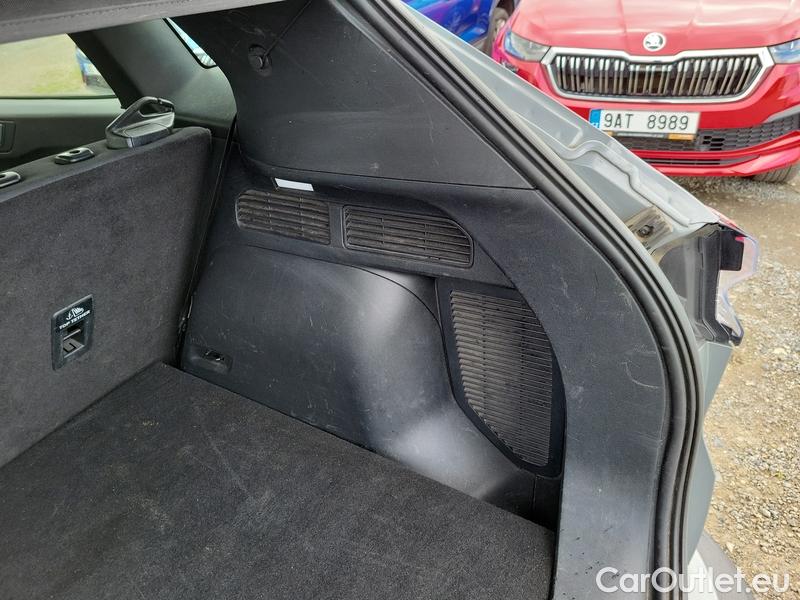 Ford  Kuga  (2019)  1.5EB 110 Titanium #15