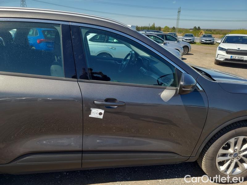  Ford  Kuga  (2019)  1.5EBL 88 Titanium AT #32