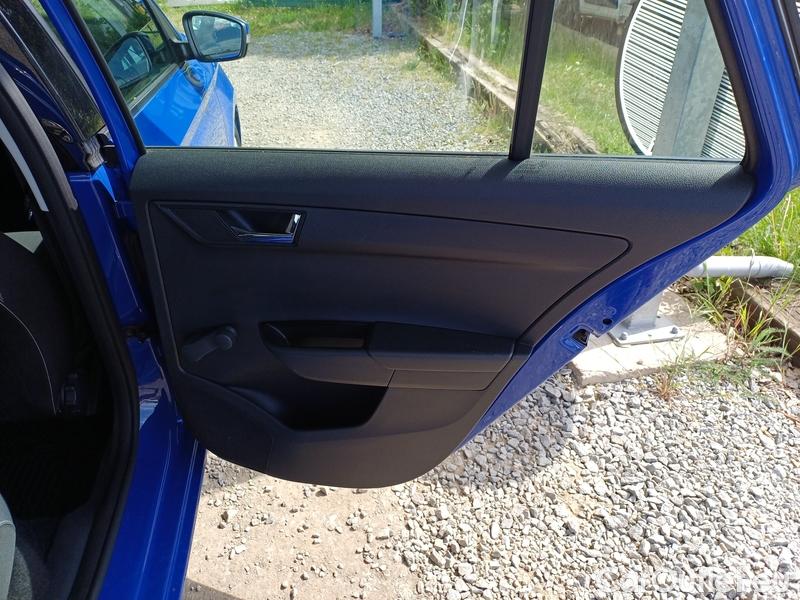  Skoda  Fabia  Combi (2015) Com.1.0TSI 70 Ambition 5d #25
