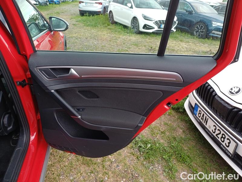  Volkswagen  Golf  VIII Variant (CG5) 2020 Var.2.0TDI 110 Allt 4M AT #15