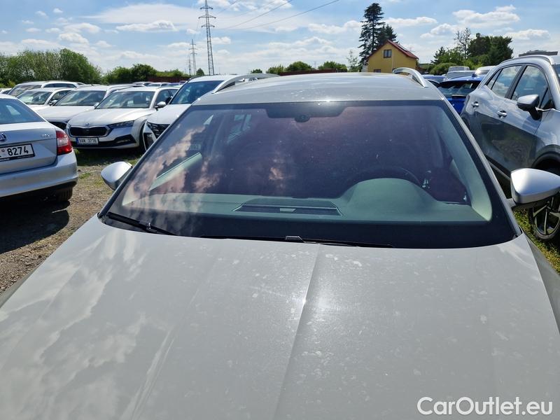  Skoda  Superb  Combi (3V5)(2015) Su.c.2.0TDI 147 Scout 4x4 Aut #1