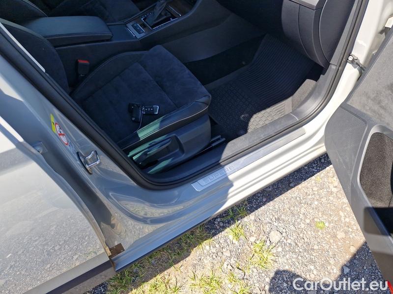  Skoda  Superb  Combi (3V5)(2015) Su.c.2.0TDI 147 Scout 4x4 Aut #23