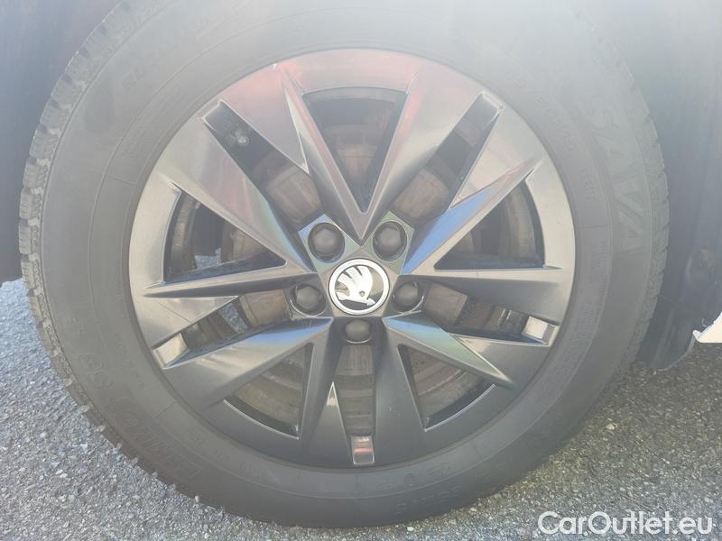  Skoda  Fabia  (PJ3) (2021)  1.0 TSI 81 Style 5d #6