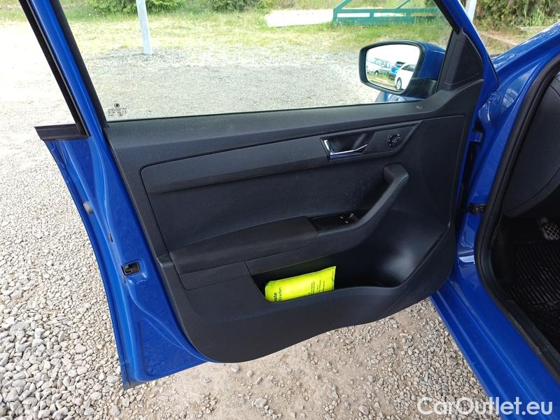  Skoda  Fabia  Combi (2015) Com.1.0TSI 70 Ambition 5d #14
