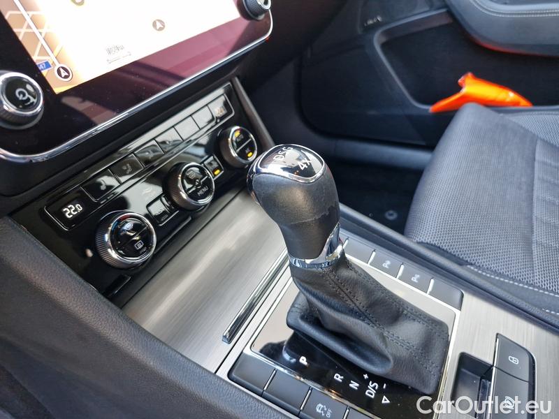  Skoda  Superb  (3V3)(2015) Supe.2.0TDI 147 Style 4x4 Aut #11