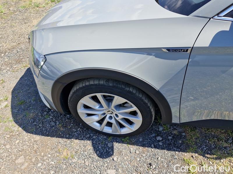  Skoda  Superb  Combi (3V5)(2015) Su.c.2.0TDI 147 Scout 4x4 Aut #28