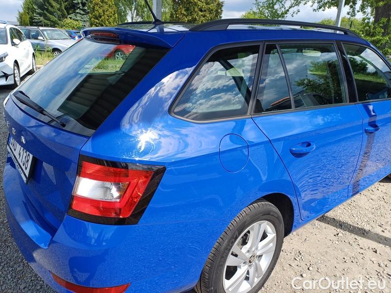  Skoda  Fabia  Combi (2015) Com.1.0TSI 70 Ambition 5d #23