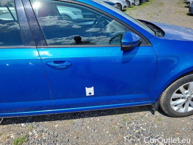  Skoda  Octavia  Lim.  (5E3)(03.2017->)  1.5TSI 110 Ambition #19