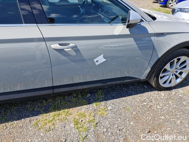  Skoda  Superb  Combi (3V5)(2015) Su.c.2.0TDI 147 Scout 4x4 Aut #21