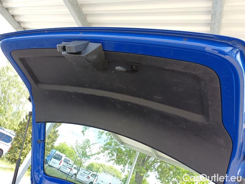  Skoda  Fabia  Combi (2015) Com.1.0TSI 70 Ambition 5d #19