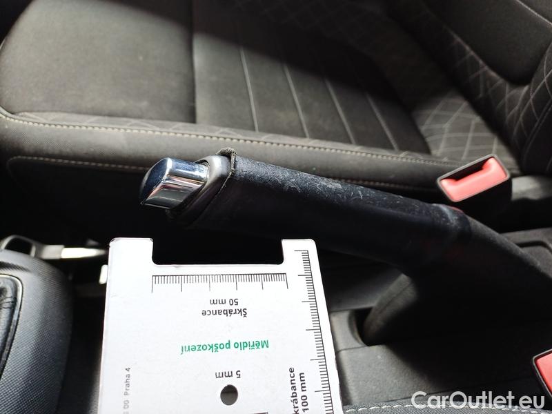  Skoda  Fabia  Combi (2015) Com.1.0TSI 70 Ambition 5d #9