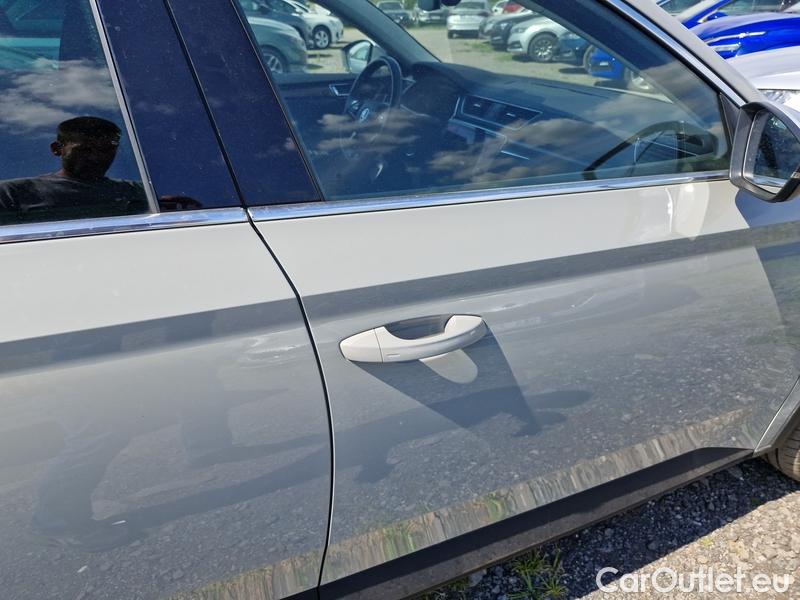  Skoda  Superb  Combi (3V5)(2015) Su.c.2.0TDI 147 Scout 4x4 Aut #22
