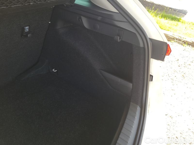  Skoda  Scala  (NW) (2019)  1.0 TSI 81 Style #6