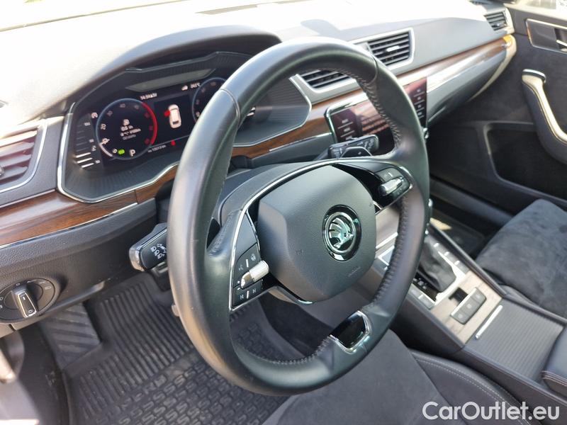  Skoda  Superb  Combi (3V5)(2015) Su.c.2.0TDI 147 Scout 4x4 Aut #8