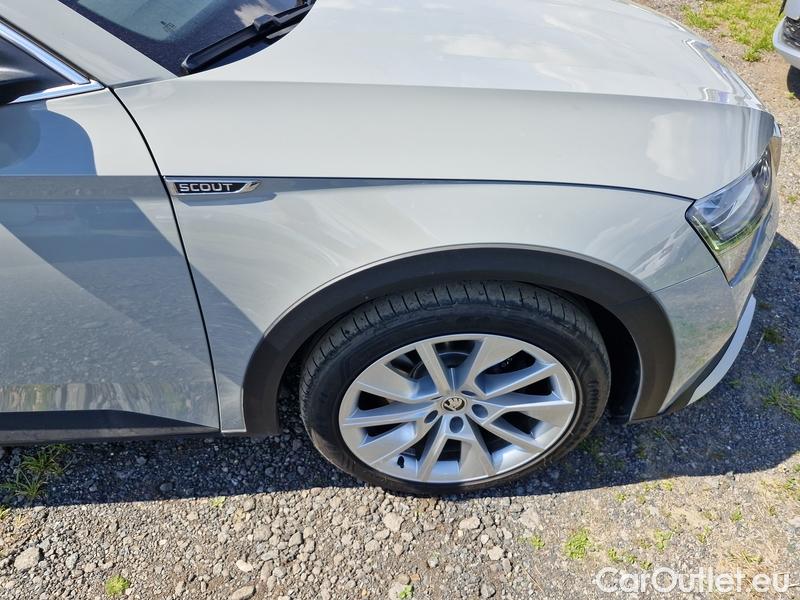  Skoda  Superb  Combi (3V5)(2015) Su.c.2.0TDI 147 Scout 4x4 Aut #24