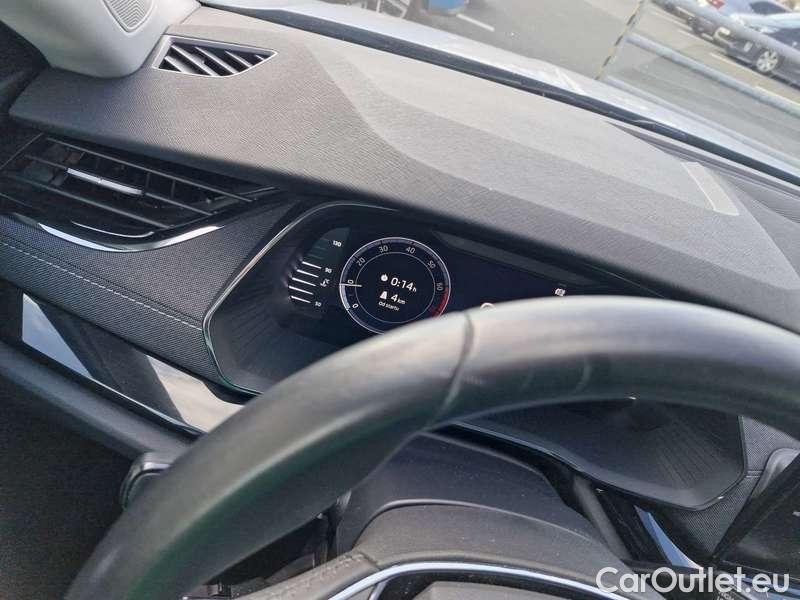  Skoda  Octavia  Combi (NX3)(2020) Oct.Combi 1.5TSI 110 Style #6