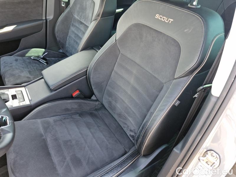  Skoda  Superb  Combi (3V5)(2015) Su.c.2.0TDI 147 Scout 4x4 Aut #7