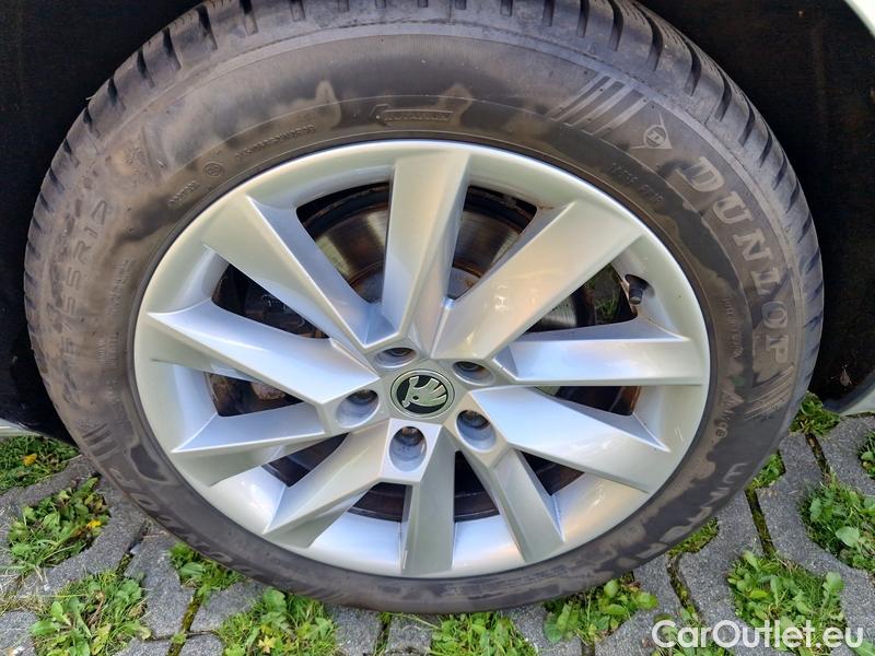  Skoda  Superb  (3V3)(2015) Supe.2.0TDI 147 Style 4x4 Aut #5