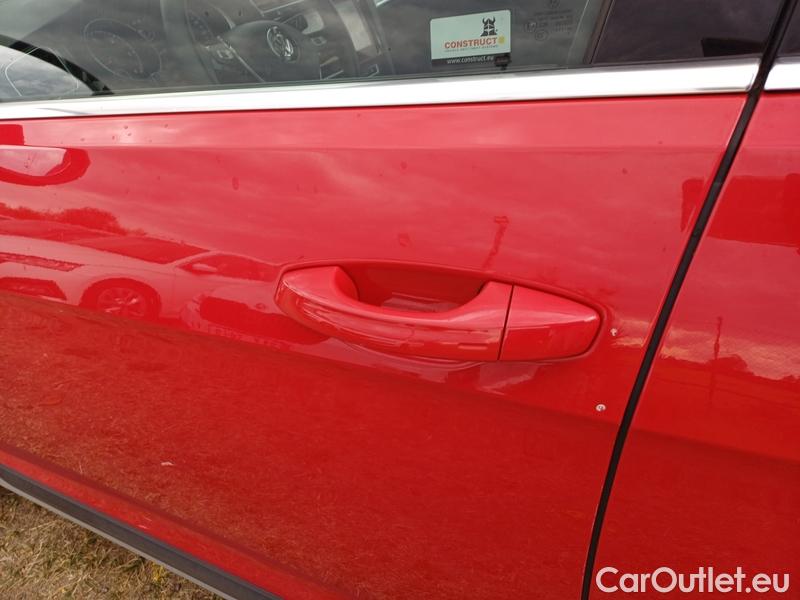  Volkswagen  Golf  VIII Variant (CG5) 2020 Var.2.0TDI 110 Allt 4M AT #23
