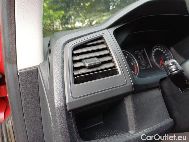  Volkswagen  Transporter T6  (2015) Transp.TDI110 4M KR 4d #10