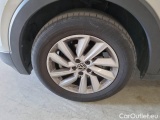  Volkswagen  T-CROSS VOLKSWAGEN  / 2019 / 5P / SUV 1.0 TSI 81KW STYLE #75