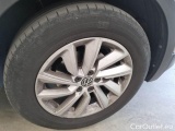  Volkswagen  T-CROSS VOLKSWAGEN  / 2019 / 5P / SUV 1.0 TSI 81KW STYLE #81