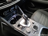  Alfa Romeo   STELVIO ALFA ROMEO / 2017 / 5P / SUV 2.2 TD 160 CV SUPER BUSINESS AT8 RWD #104