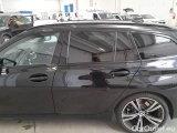  Bmw  Serie 3 BMW  / 2018 / 5P / STATION WAGON 318D 48V BUSINESS ADVANTAGE TOURING AUTO #50