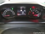  Peugeot  2008 PEUGEOT  / 2019 / 5P / CROSSOVER BLUEHDI 130 EAT8 ALLURE S/S AUT. #4