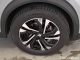  Peugeot  2008 PEUGEOT  / 2019 / 5P / CROSSOVER BLUEHDI 130 EAT8 ALLURE S/S AUT. #17