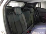  Peugeot  2008 PEUGEOT  / 2019 / 5P / CROSSOVER BLUEHDI 130 EAT8 ALLURE S/S AUT. #15
