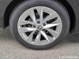  Skoda  Octavia SKODA  WAGON / 2020 / 5P / STATION WAGON 2.0 TDI EVO 110KW STYLE DSG 4WD #19