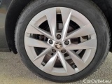  Skoda  Octavia SKODA  WAGON / 2020 / 5P / STATION WAGON 2.0 TDI EVO 110KW STYLE DSG 4WD #121