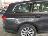  Volkswagen  Passat VOLKSWAGEN  / 2019 / 5P / STATION WAGON VAR. 2.0TDI SCR EVO 110KW BUSINESS DSG #46