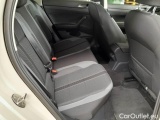  Volkswagen  Polo VOLKSWAGEN  / 2021 / 5P / BERLINA 1.0 TSI STYLE #16