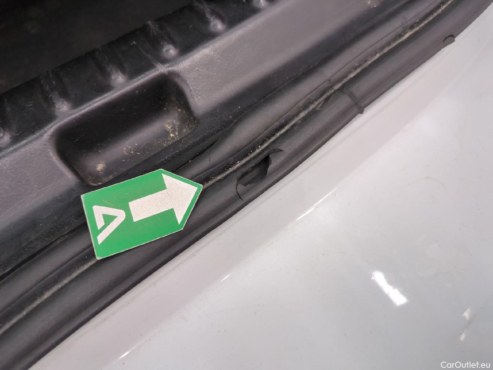  Renault  Megane  IV Berline 5pt. Société Air Nav 1.5 dCi 90CV BVM6 E6 #7