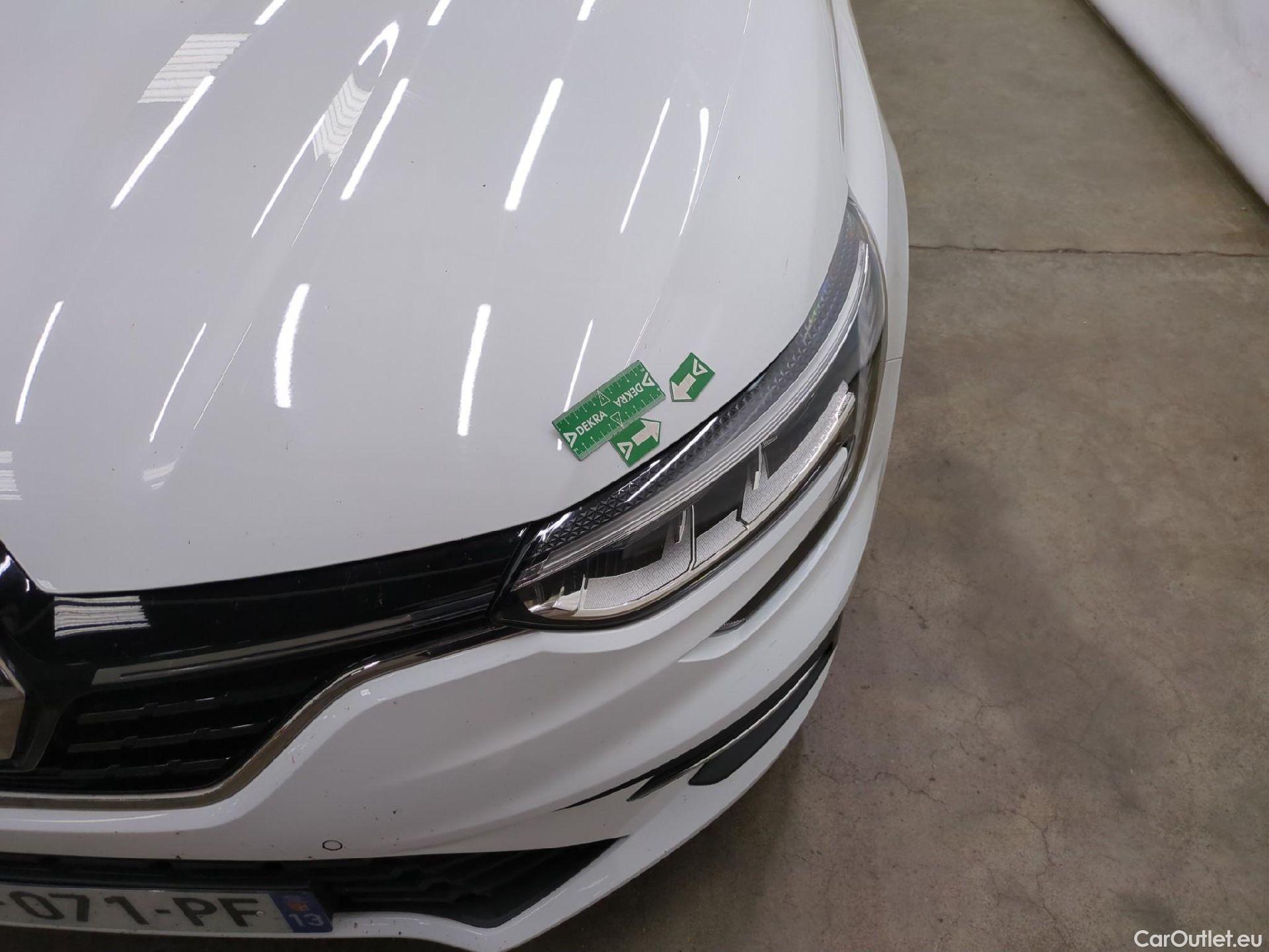  Renault  Megane  IV Berline 5pt. Société Air Nav 1.5 dCi 90CV BVM6 E6 #36