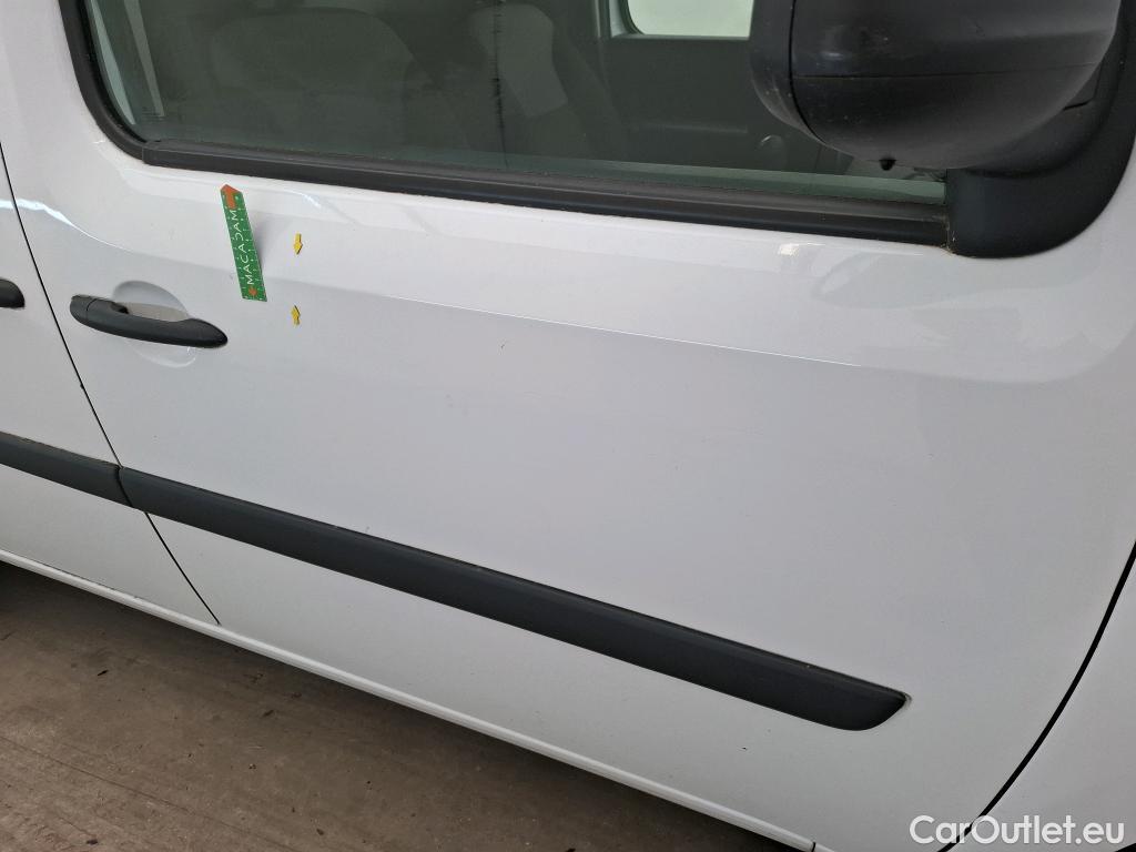 Renault  Kangoo  II Express Extra (Série Spéciale) 1.5 dCi 95CV BVM6 E6dT #38