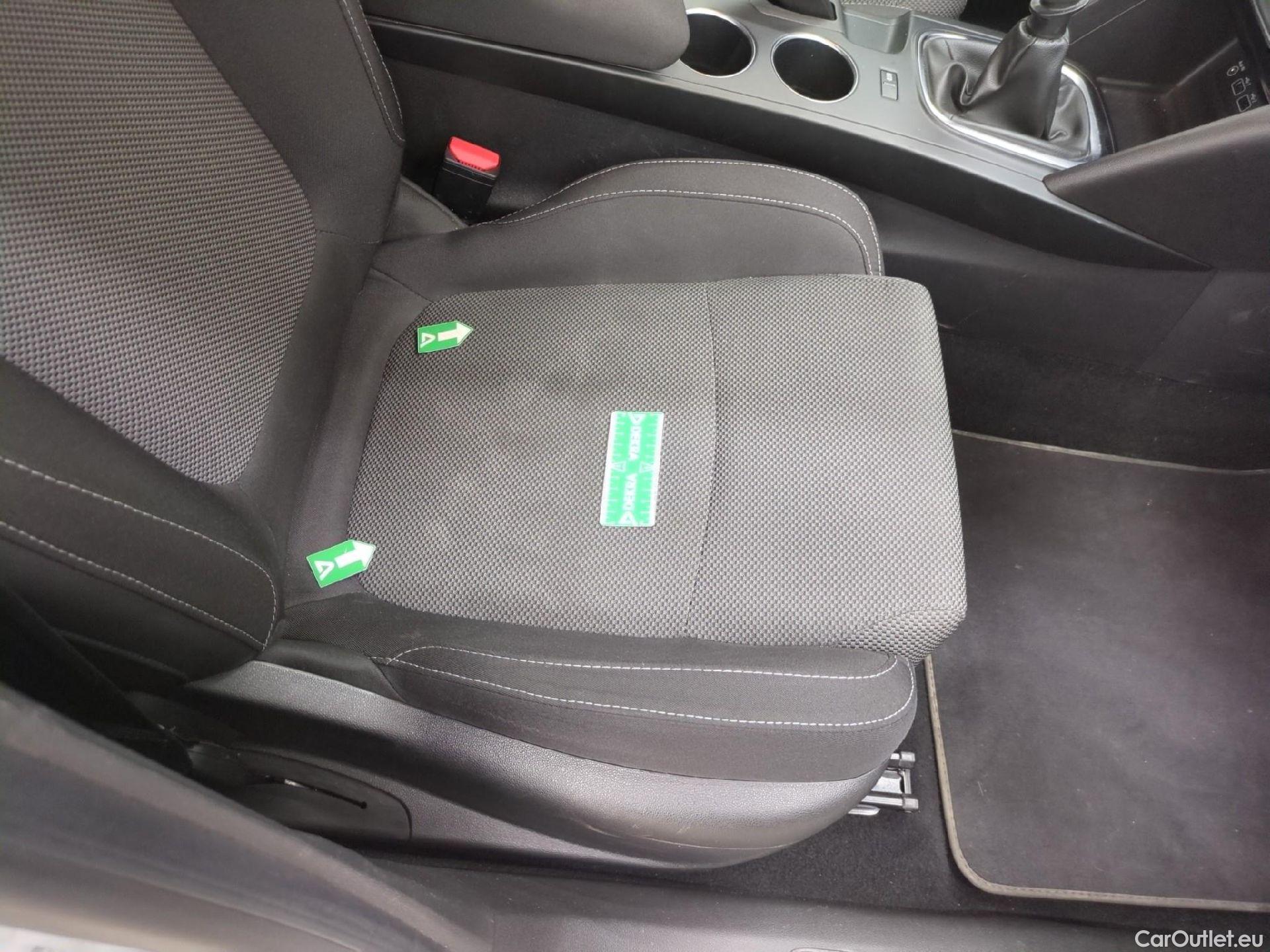  Renault  Megane  IV Berline 5pt. Société Air Nav 1.5 dCi 90CV BVM6 E6 #3