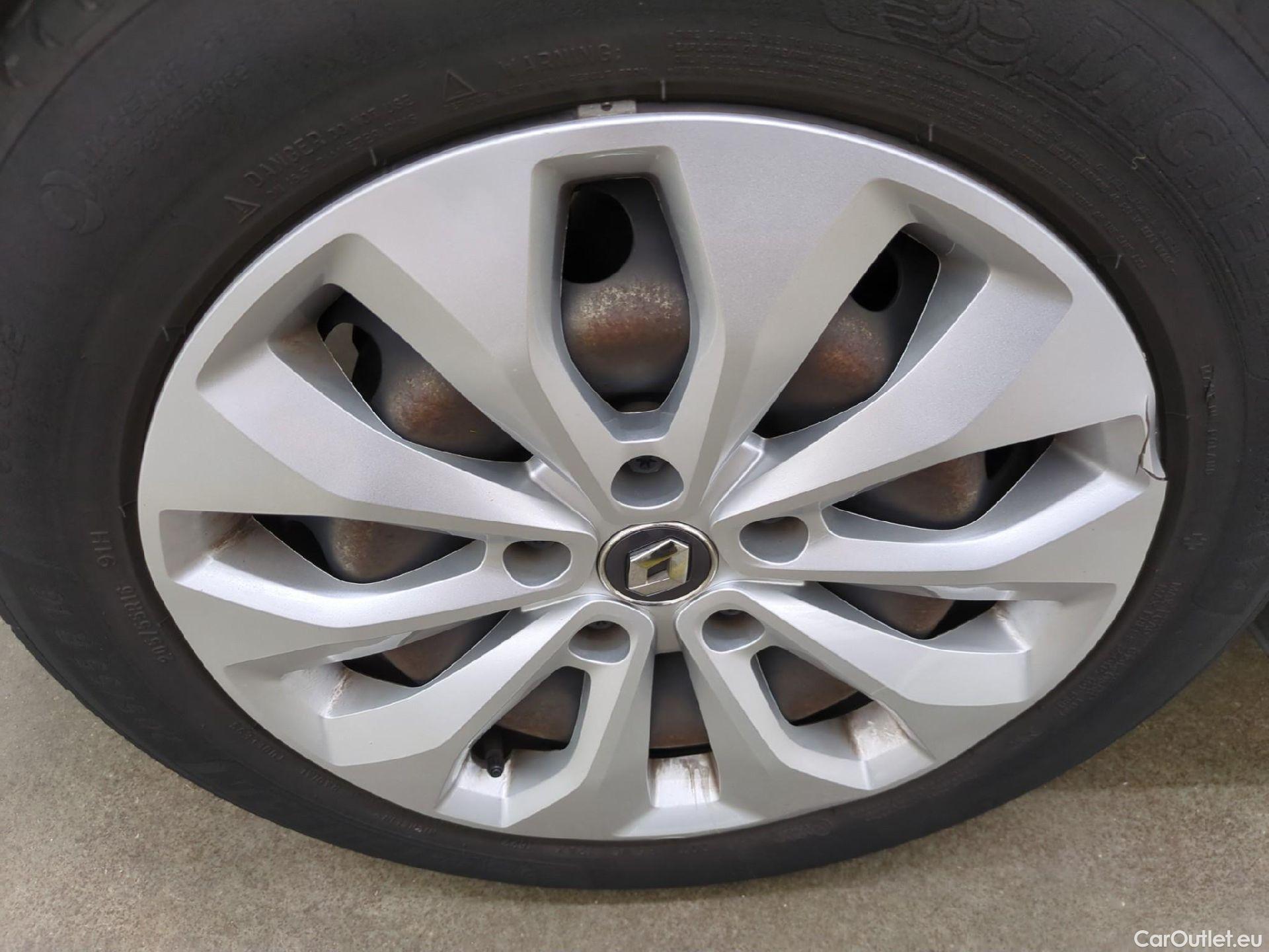  Renault  Megane  IV Berline 5pt. Société Air Nav 1.5 dCi 90CV BVM6 E6 #20