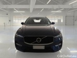  Volvo  XC60 VOLVO  / 2021 / 5P / SUV B4 D AWD AUTOMATICO MOMENTUM PRO #6