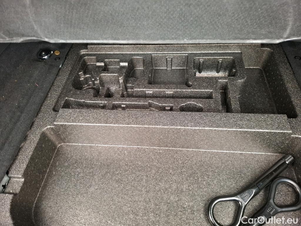  Land Rover  Range Rover Evoque LAND ROVER  / 2018 / 5P / SUV 1.5 P300e PHEV BVA 4WD S #37