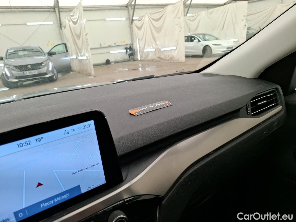  Ford  Kuga FORD  5p SUV 1.5 Flexifuel-E85 150ch 4x2 St-Line #42