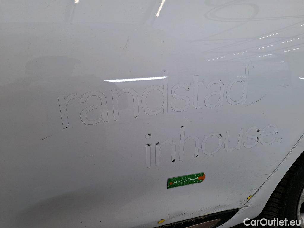  Renault  Clio  IV Business 0.9 TCe 90CV BVM5 E6 #1