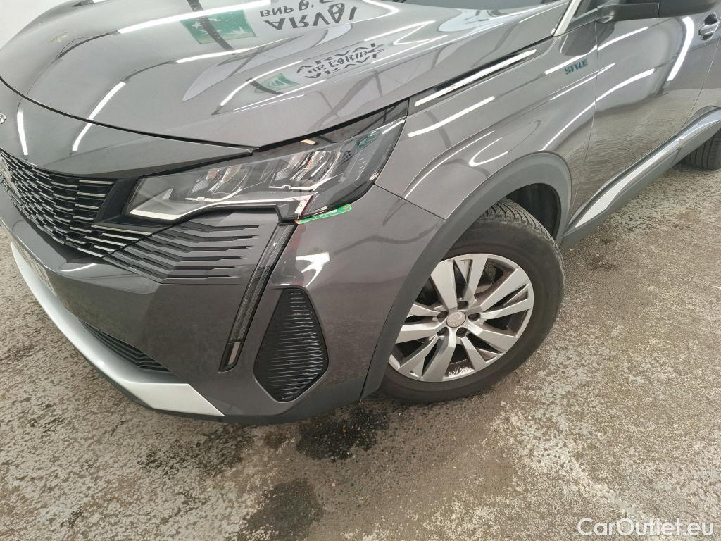  Peugeot  5008  Style 1.5 HDi 130CV BVA8 7 Sieges E6d #1