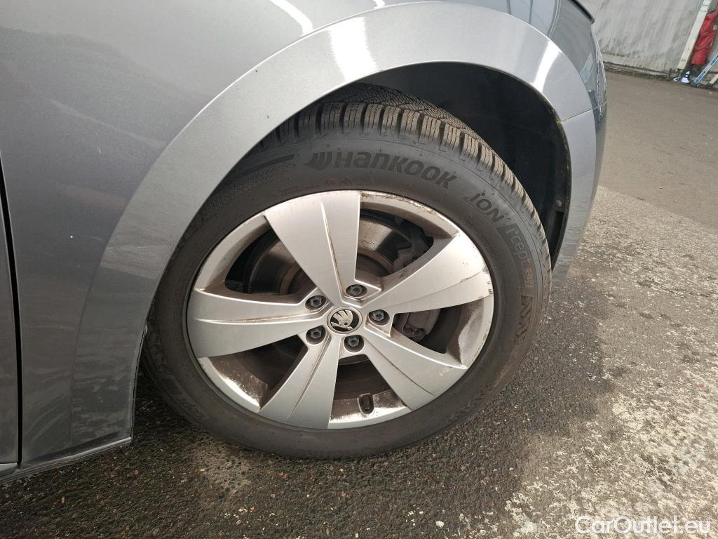  Skoda  Superb  Break Business 2.0 TDI 150CV BVA7 E6d #21