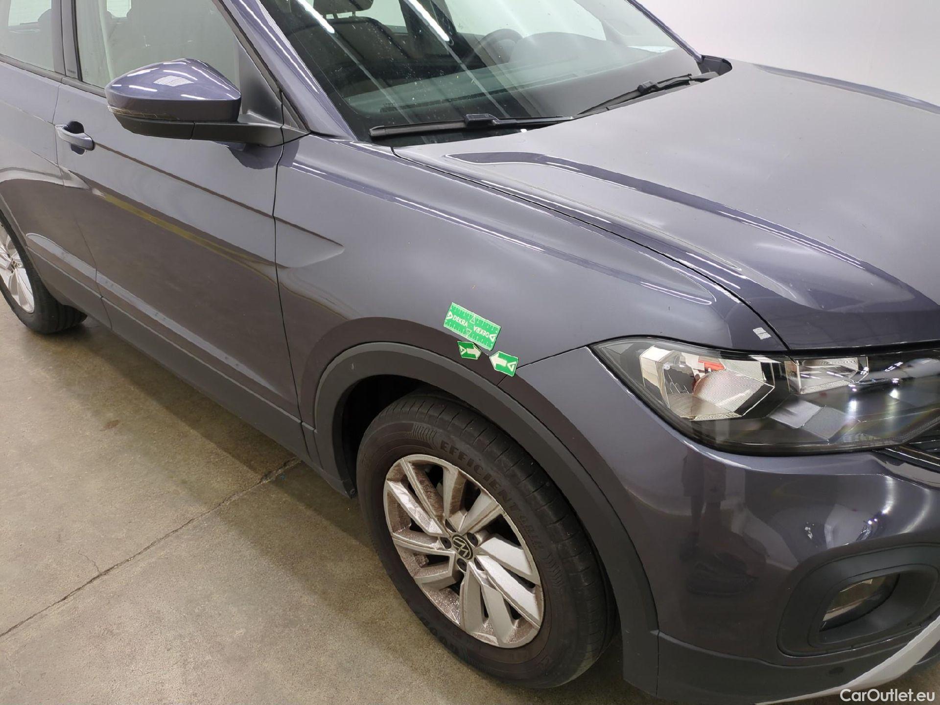  Volkswagen  T-CROSS VOLKSWAGEN  / 2018 / 5P / SUV 1.0 TSI 110ch DSG Life Plus #2