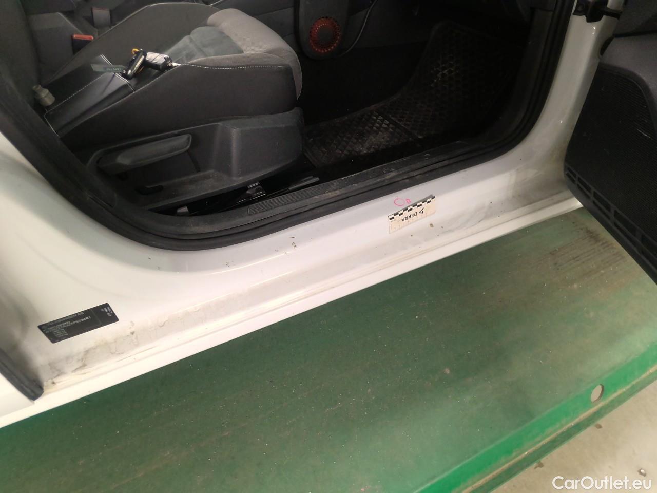  Volkswagen  Golf  Sp.Combi TSI 110 Aut. #12